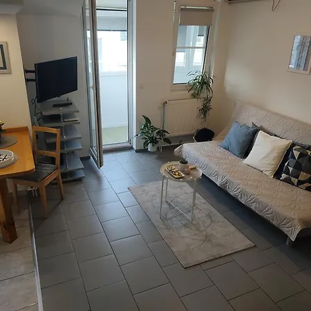 Twowheels Apartment - Apartment With Bicycles Novi Sad Exterior foto
