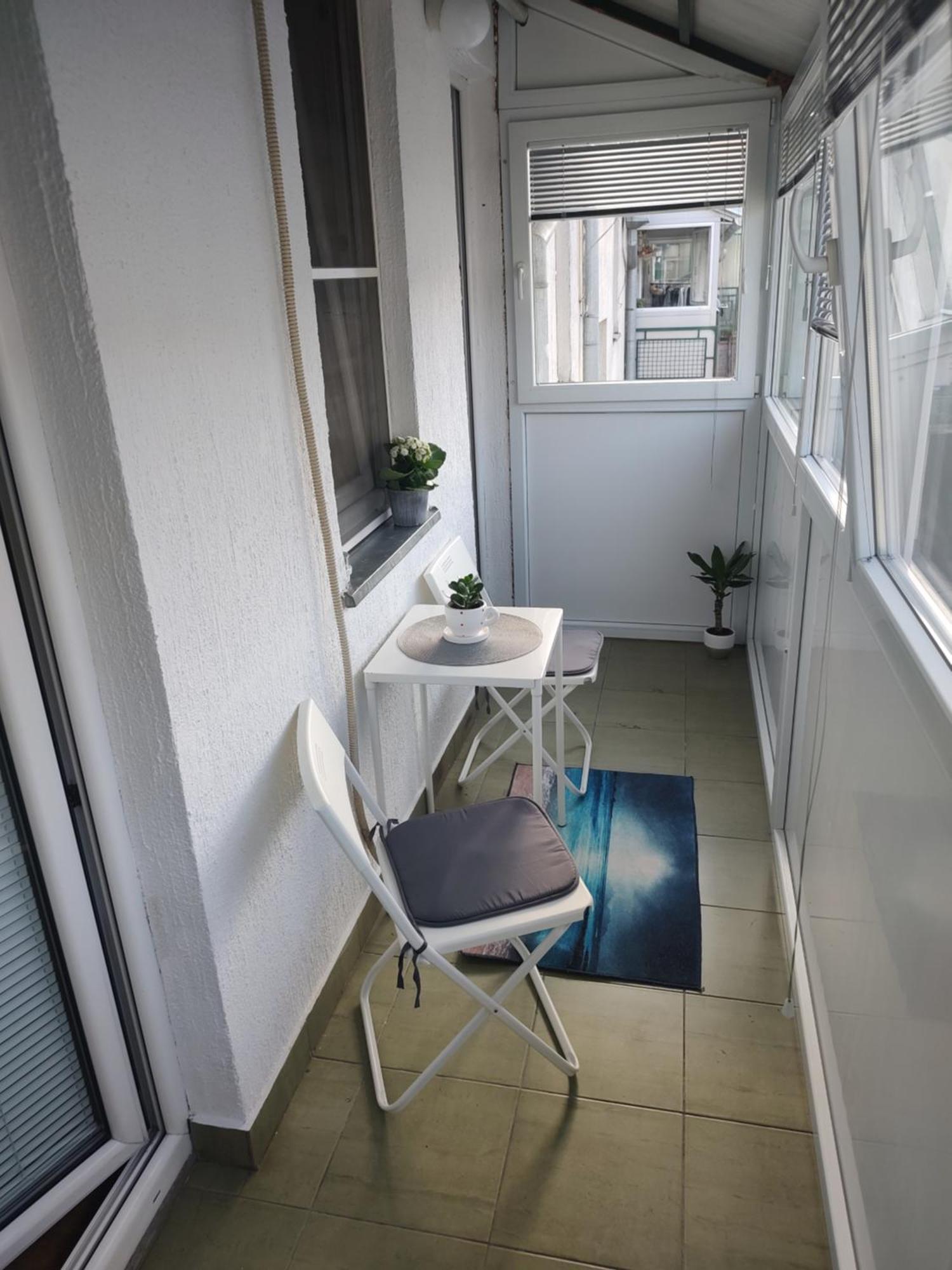 Apartment Twowheels - With Bicycles